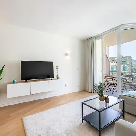 Stylish 2bd In The Centre 10 Minutes Away From The Lejlighed